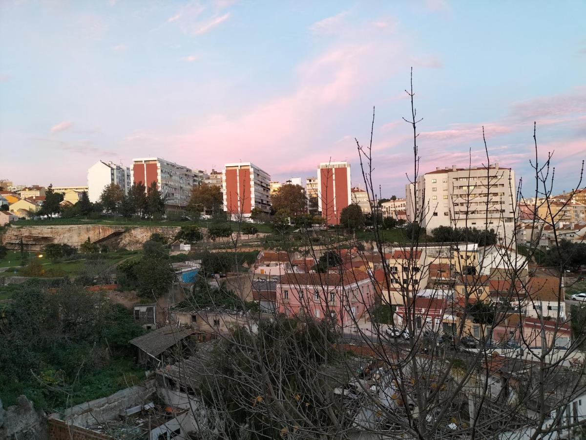 Retreat View Tagu River Lisbon Luaran gambar